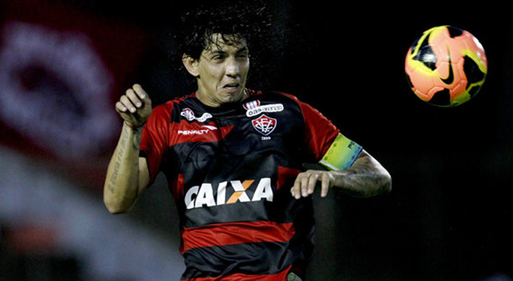 Essa é a quarta passagem do zagueiro pelo clube que o revelou. Foto: Divulgação/EC Vitória
